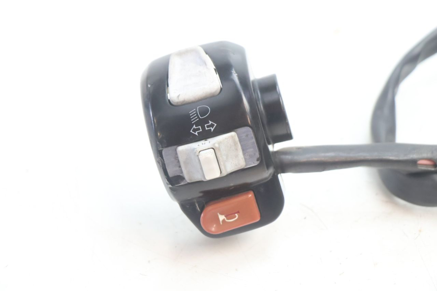 photo de COMMODO GAUCHE YAMAHA BW'S BWS 125 (2010 - 2013) - Détail de la pièce