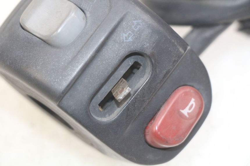 photo de COMMODO GAUCHE BMW C1 125 (2000 - 2003) - Détail de la pièce