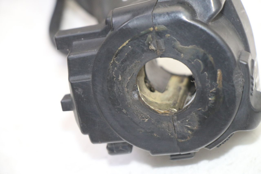 photo de COMMODO GAUCHE HONDA CBR RR FIREBLADE 900 (1992 - 1994) - État de surface