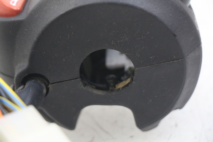 photo de COMMODO GAUCHE PEUGEOT CITYSTAR IE 2T 50 (2018 - 2021) - Autre angle de vue