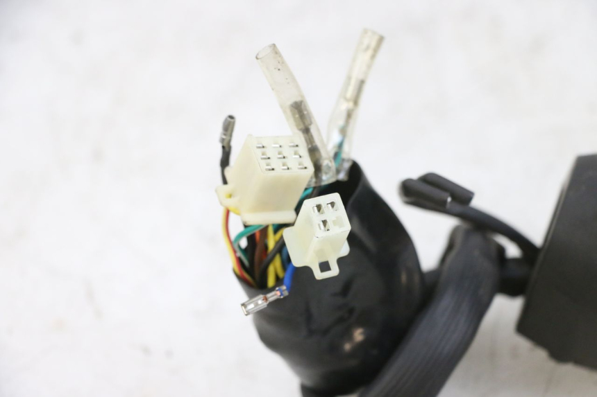 photo de COMMODO GAUCHE KSR CODE 125 (2018 - 2020) - Points de fixation