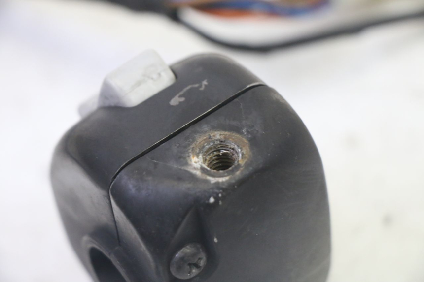 photo de COMMODO GAUCHE SYM CROX 4T 50 (2016 - 2023) - Vue d’ensemble