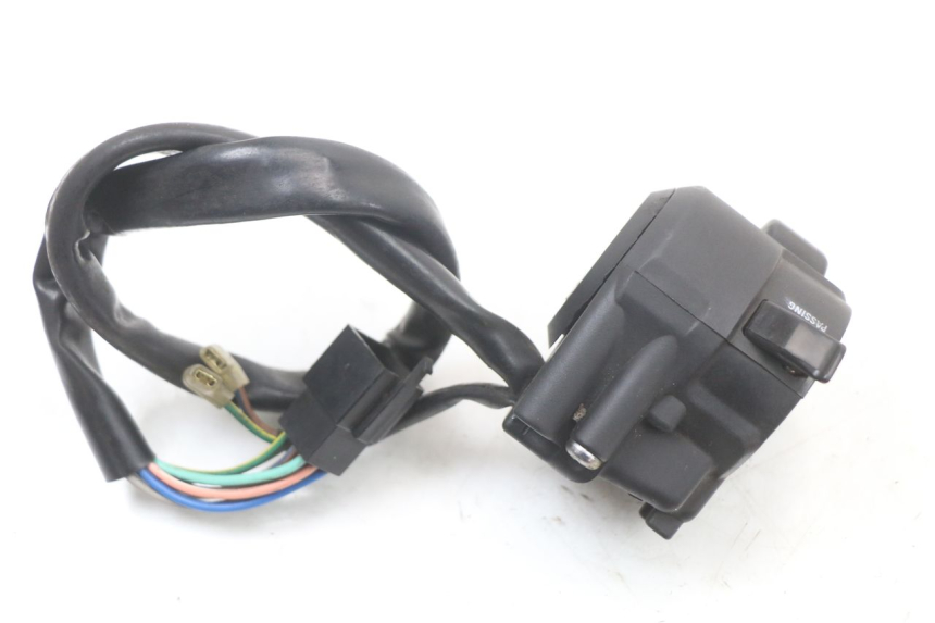 photo de COMMODO GAUCHE KYMCO DINK STREET ABS 125 (2011 - 2018) - Autre angle de vue