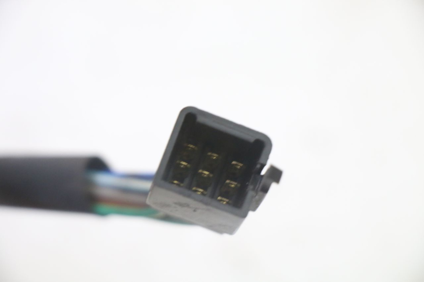 photo de COMMODO GAUCHE KYMCO DINK STREET 125 (2009 - 2014) - Points de fixation