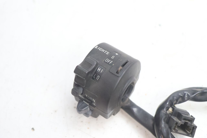 photo de COMMODO GAUCHE SUZUKI DR S 600 (1985 - 1989) - Zoom état d’usage