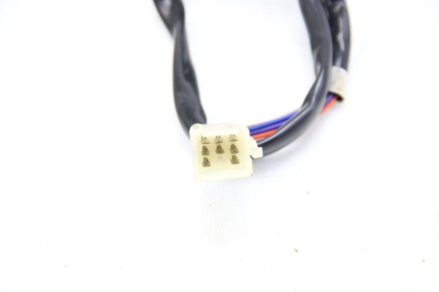 photo de COMMODO GAUCHE PEUGEOT E-VIVACITY 1 (2012 - 2018) - État de surface