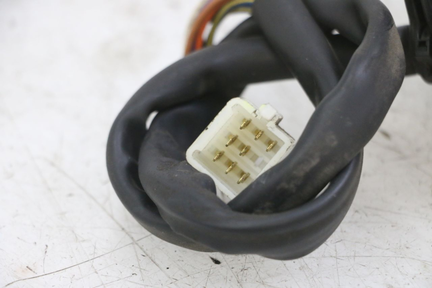 photo de COMMODO GAUCHE PEUGEOT ELYSTAR 125 (2002 - 2007) - Vue d’ensemble