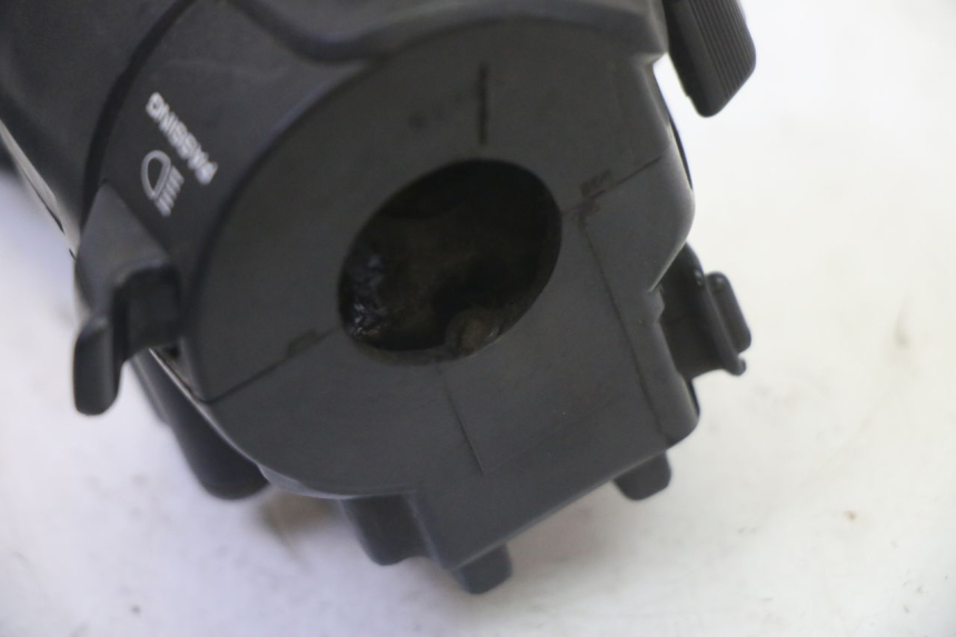 photo de COMMODO GAUCHE HONDA FES S-WING SWING ABS 125 (2007 - 2015) - Vue d’ensemble