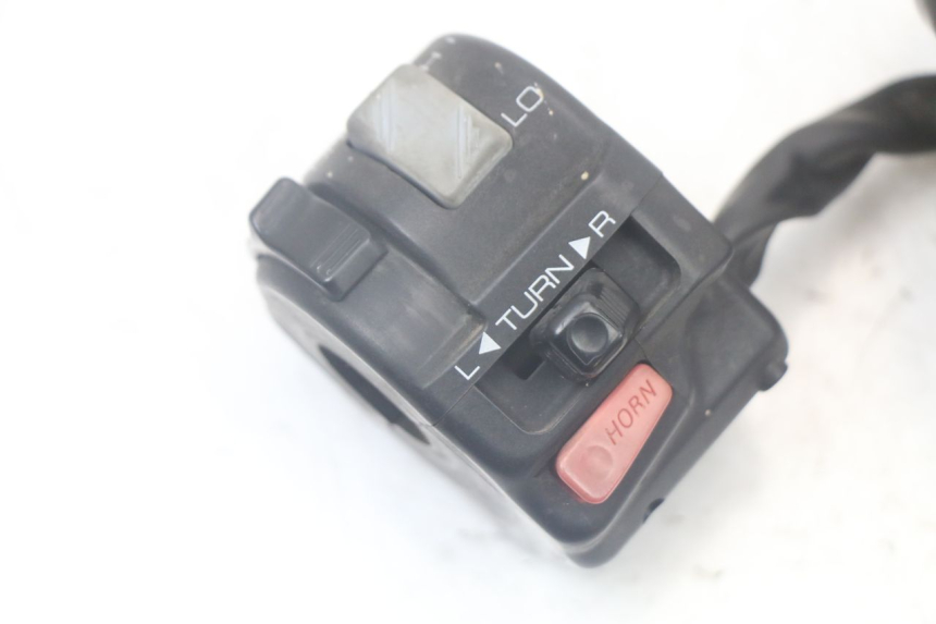 photo de COMMODO GAUCHE YAMAHA FJ 3CX 1200 (1986 - 1996) - Détail de la pièce