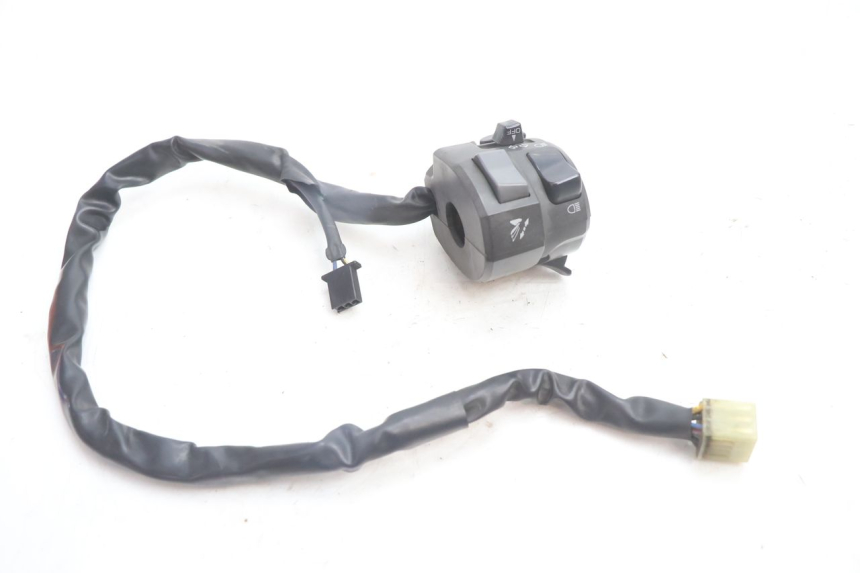 photo de COMMODO GAUCHE YAMAHA FJR 1300 (2001 - 2005) - Zoom état d’usage
