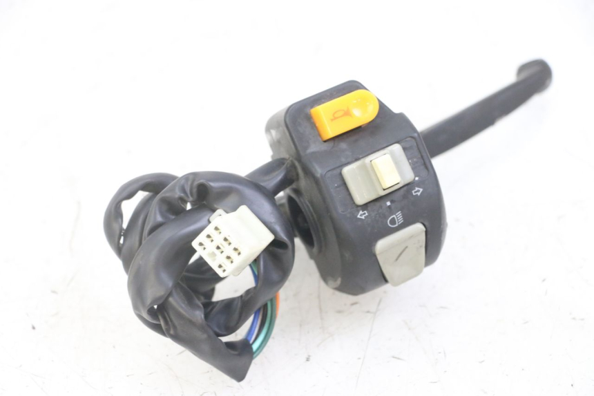 photo de COMMODO GAUCHE VENESI FLY RETRO 4T 50 (2020 - 2025) - Autre angle de vue