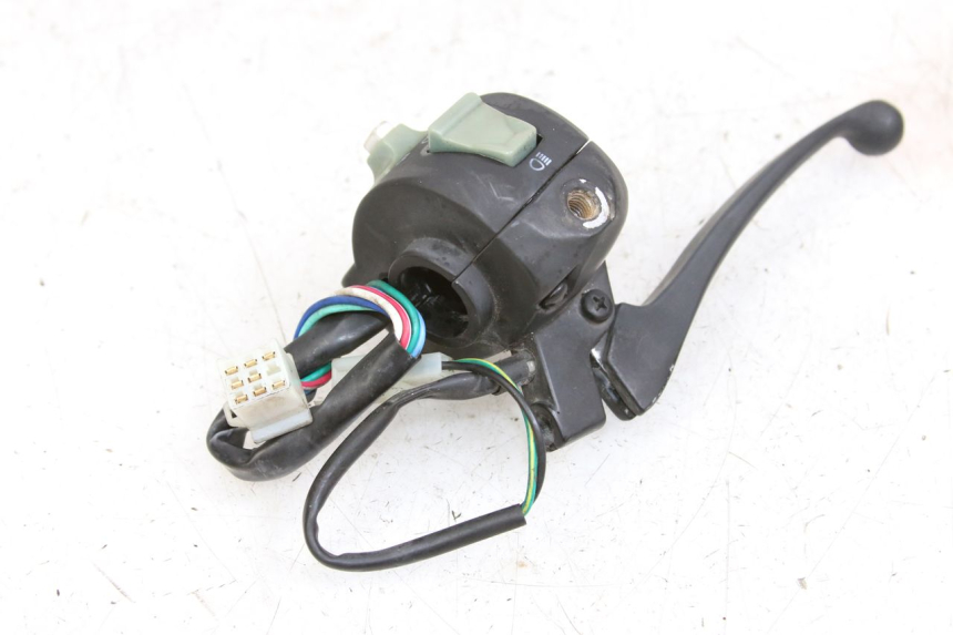 photo de COMMODO GAUCHE BAOTIAN FRESH 50 (2004 - 2012) - Gros plan technique