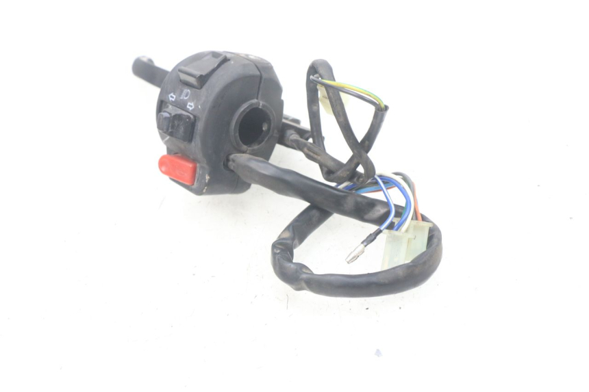 photo de COMMODO GAUCHE SACHS FY125T FY T 125 (2007 - 2011) - Détail de la pièce