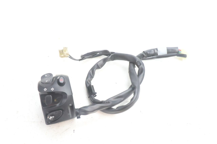 photo de COMMODO GAUCHE YAMAHA FZ8 800 (2010 - 2016) - Vue principale