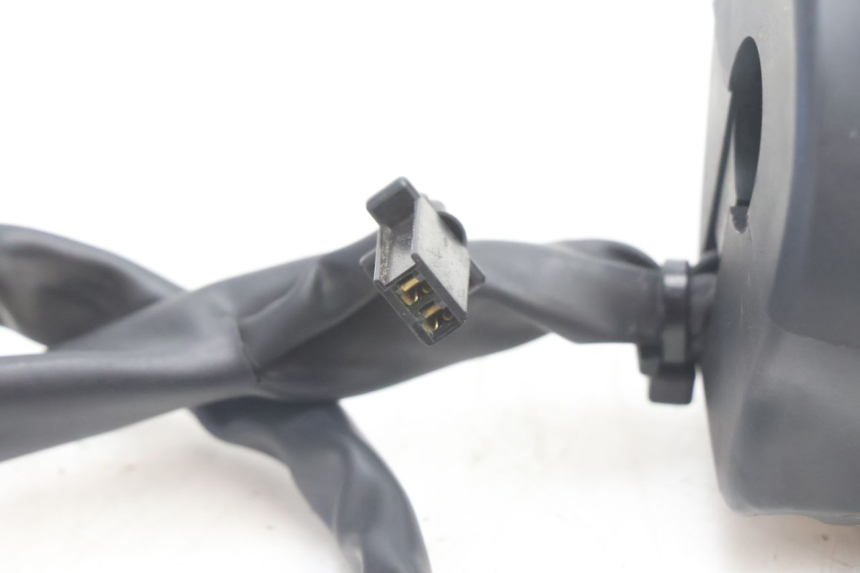 photo de COMMODO GAUCHE YAMAHA FZ8 800 (2010 - 2016) - État de surface