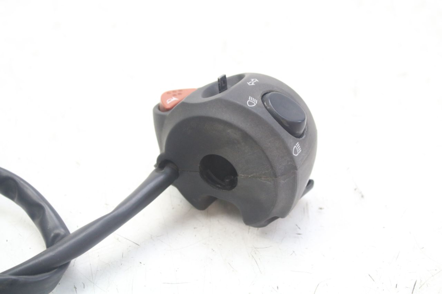 photo de COMMODO GAUCHE PEUGEOT GEOPOLIS RS 125 (2007 - 2009) - Autre angle de vue