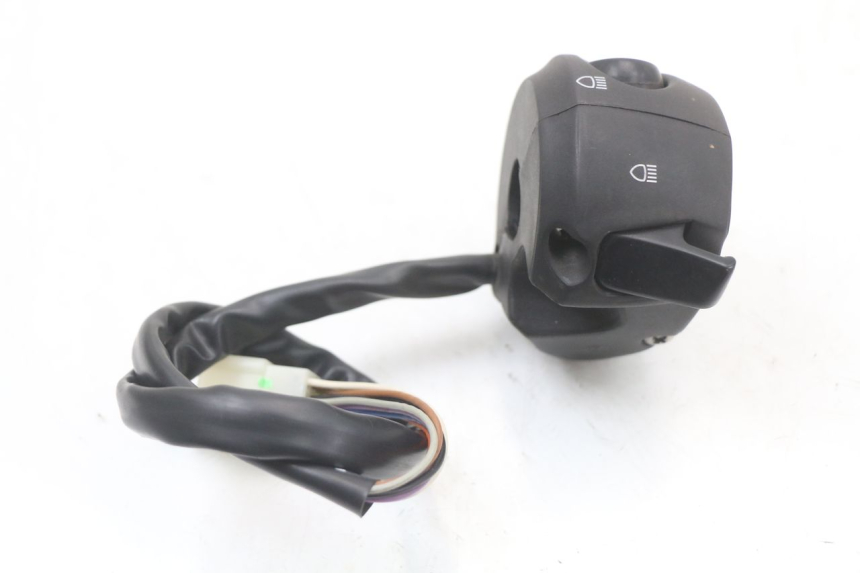 photo de COMMODO GAUCHE PEUGEOT GEOPOLIS RS 125 (2007 - 2009) - Autre angle de vue