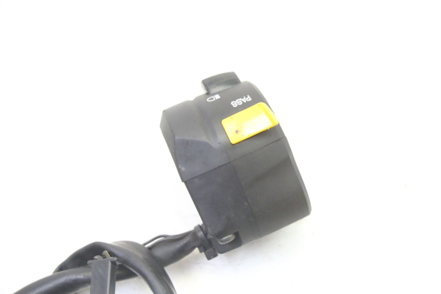 photo de COMMODO GAUCHE SUZUKI GSR 750 (2011 - 2017) - Autre angle de vue