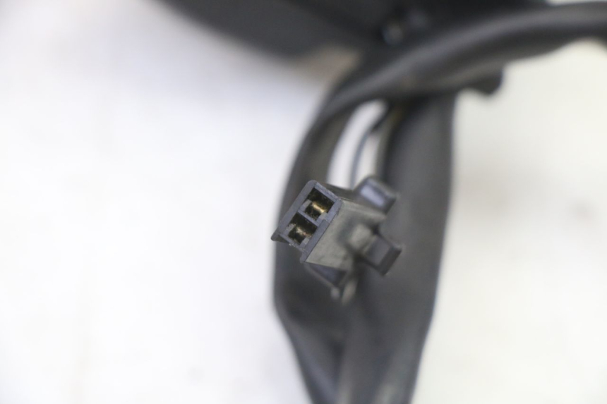 photo de COMMODO GAUCHE SUZUKI GSR 750 (2011 - 2017) - Points de fixation