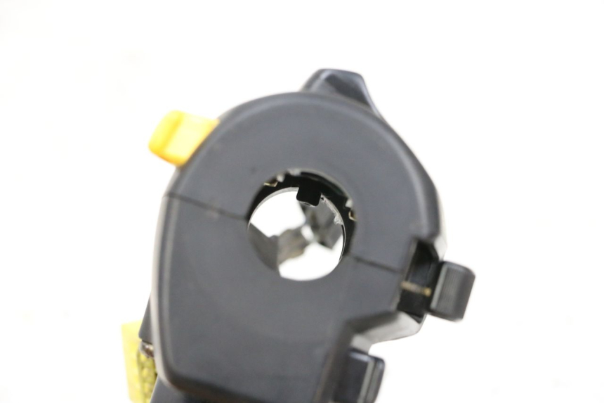 photo de COMMODO GAUCHE SUZUKI GSXR GSX-R 1000 (2003 - 2004) - Détail de la pièce