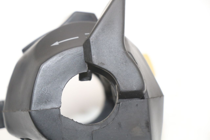 photo de COMMODO GAUCHE HYOSUNG GTR 125 (2006 - 2008) - Vue d’ensemble