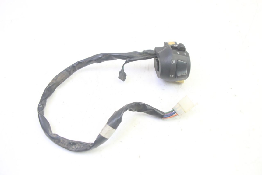 photo de COMMODO GAUCHE SYM GTS EVO 125 (2009 - 2013) - Autre angle de vue