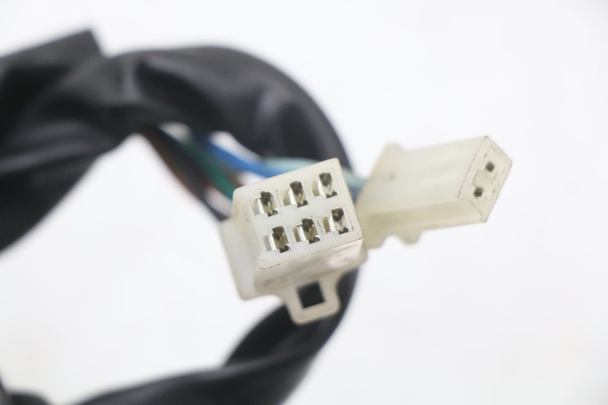 photo de COMMODO GAUCHE KEEWAY HURRICANE 50 (2006 - 2019) - Marquages et références