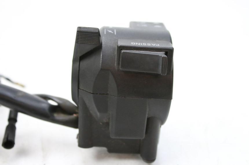 photo de COMMODO GAUCHE SYM HUSKY 125 (1999 - 2005) - État de surface