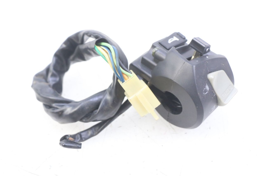 photo de COMMODO GAUCHE REVATTO IMPERATOR 125 (2007 - 2015) - Détail de la pièce