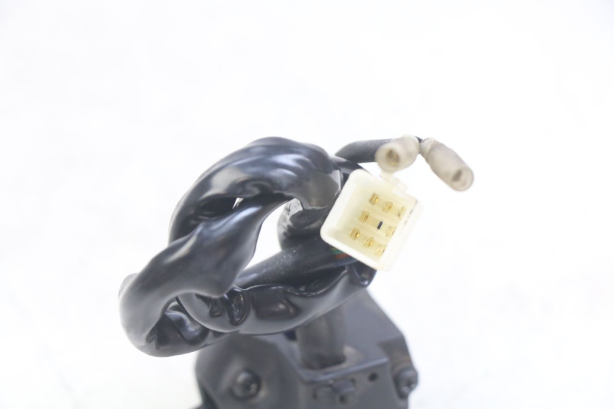 photo de COMMODO GAUCHE SYM JET SPORT XR 50 (2006 - 2015) - Zoom état d’usage