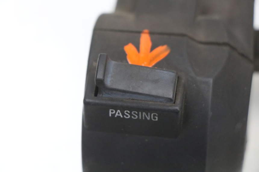 photo de Left handlebar switch SYM JOYRIDE EVO 125 (2009 - 2016) - Zoom état d’usage