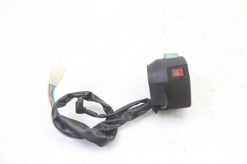 photo de COMMODO GAUCHE KIDEN KD125-G 125 (2018 - 2022) - Autre angle de vue