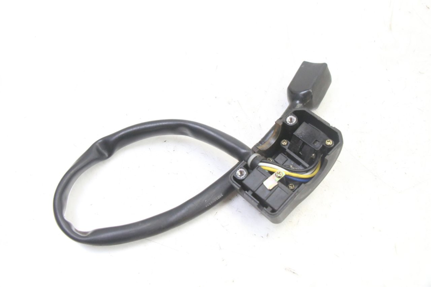 photo de COMMODO GAUCHE PEUGEOT KISBEE 2T 50 (2018 - 2022) - Gros plan technique