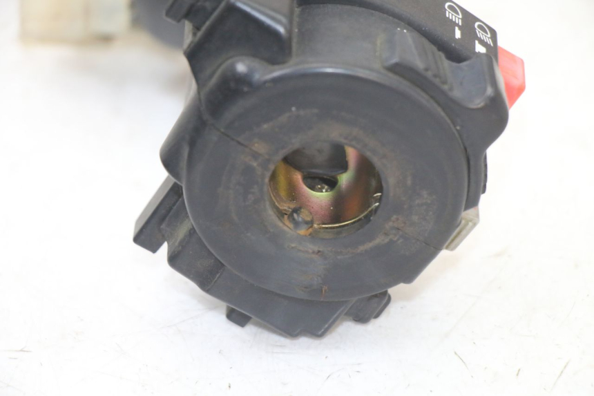 photo de COMMODO GAUCHE KYMCO STRYKER OFF ROAD 125 (1999 - 2005) - Vue d’ensemble