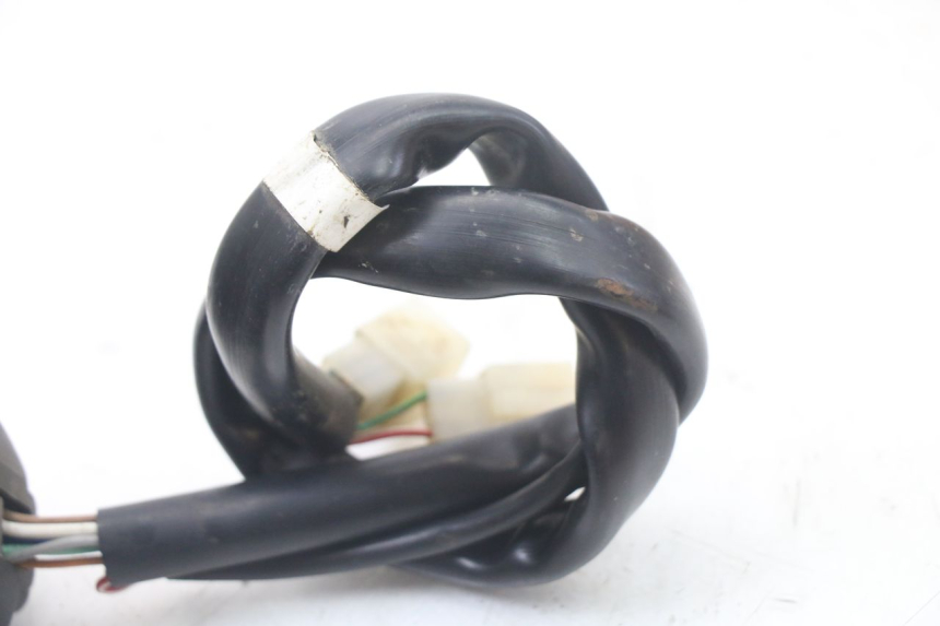 photo de COMMODO GAUCHE KYMCO STRYKER OFF ROAD 125 (1999 - 2005) - Points de fixation