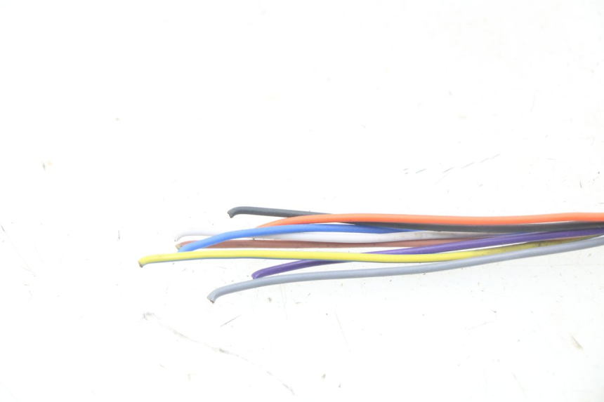 photo de COMMODO GAUCHE PEUGEOT LUDIX 50 (2008 - 2017) - Gros plan technique