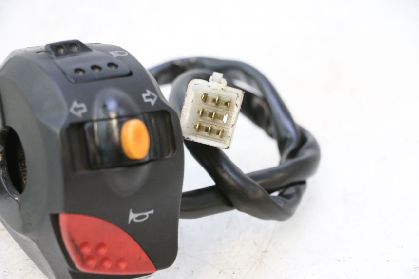 photo de COMMODO GAUCHE PEUGEOT LUDIX SNAKE 2T 50 (2004 - 2014) - Vue d’ensemble