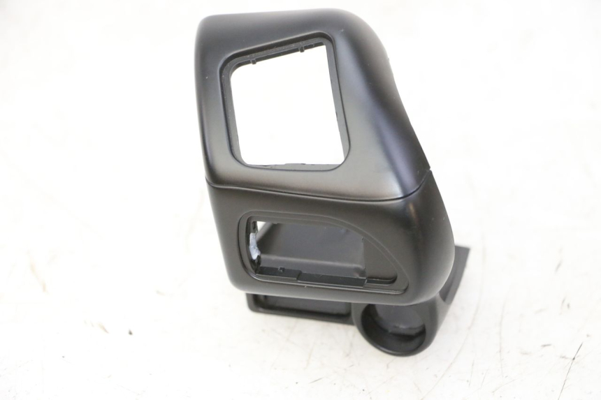 photo de COMMODO GAUCHE PIAGGIO MP3 HPE 310 (2024 - 2025) - Vue principale