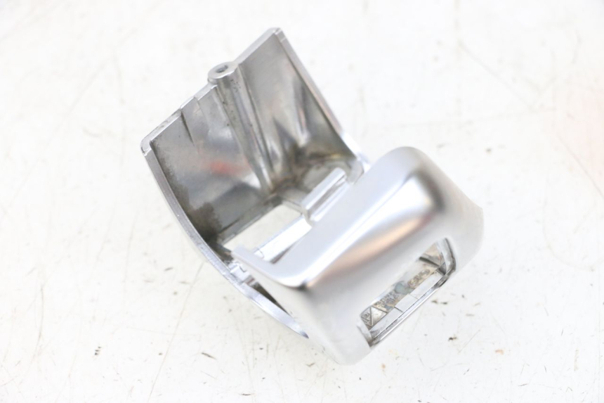 photo de COMMODO GAUCHE PIAGGIO MP3 HPE 300 (2019 - 2026) - Zoom état d’usage