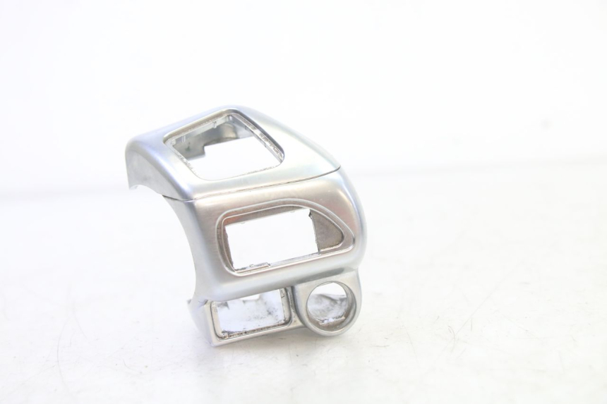 photo de COMMODO GAUCHE PIAGGIO MP3 125 (2006 - 2014) - Vue principale