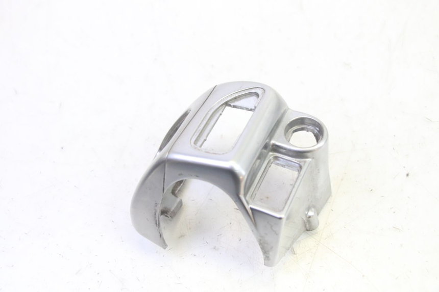 photo de COMMODO GAUCHE PIAGGIO MP3 125 (2006 - 2014) - Détail de la pièce