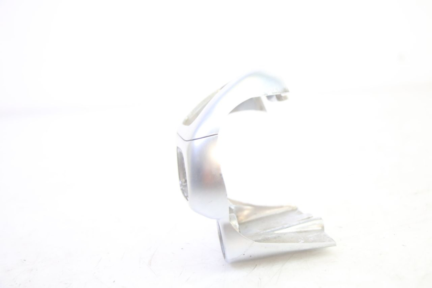 photo de COMMODO GAUCHE PIAGGIO MP3 500 (2016 - 2018) - Gros plan technique