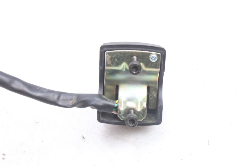 photo de COMMODO GAUCHE RIEJU MRT PRO SUPERMOTARD 50 (2007 - 2018) - Autre angle de vue