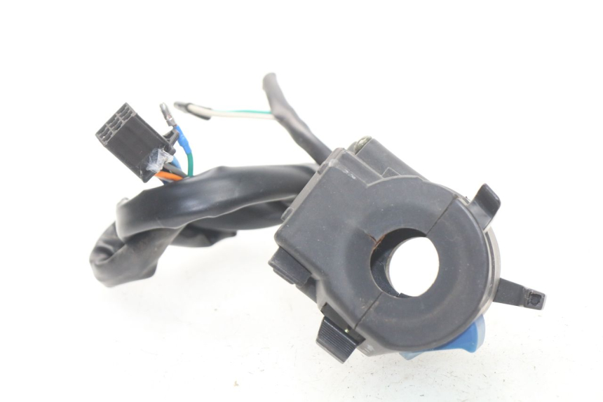 photo de COMMODO GAUCHE YAMASAKI MSX 50 (2013 - 2022) - Autre angle de vue