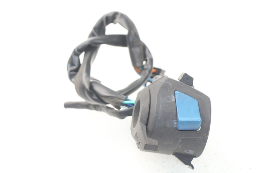 photo de COMMODO GAUCHE YAMASAKI MSX 50 (2013 - 2022) - Vue d’ensemble