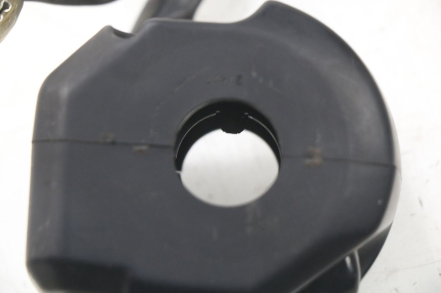 photo de COMMODO GAUCHE MBK MW TRYPTIK 125 (2017 - 2022) - Autre angle de vue