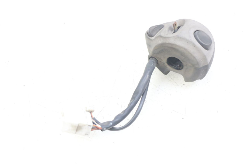 photo de COMMODO GAUCHE GILERA NEXUS 125 (2007 - 2009) - Détail de la pièce