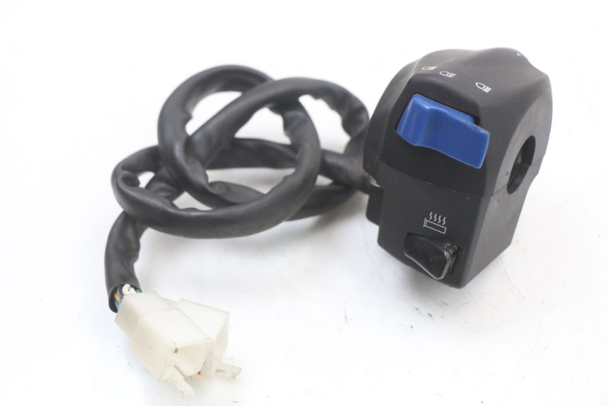 photo de COMMODO GAUCHE MOTO GUZZI NORGE 8V GT 1200 (2011 - 2016) - Zoom état d’usage