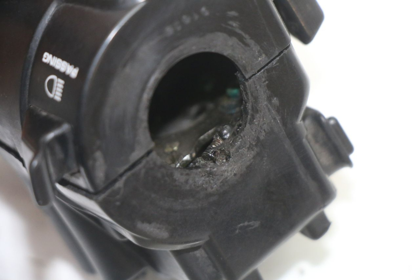 photo de COMMODO GAUCHE HONDA NTV DEAUVILLE 650 (2001 - 2006) - Pièce contrôlée