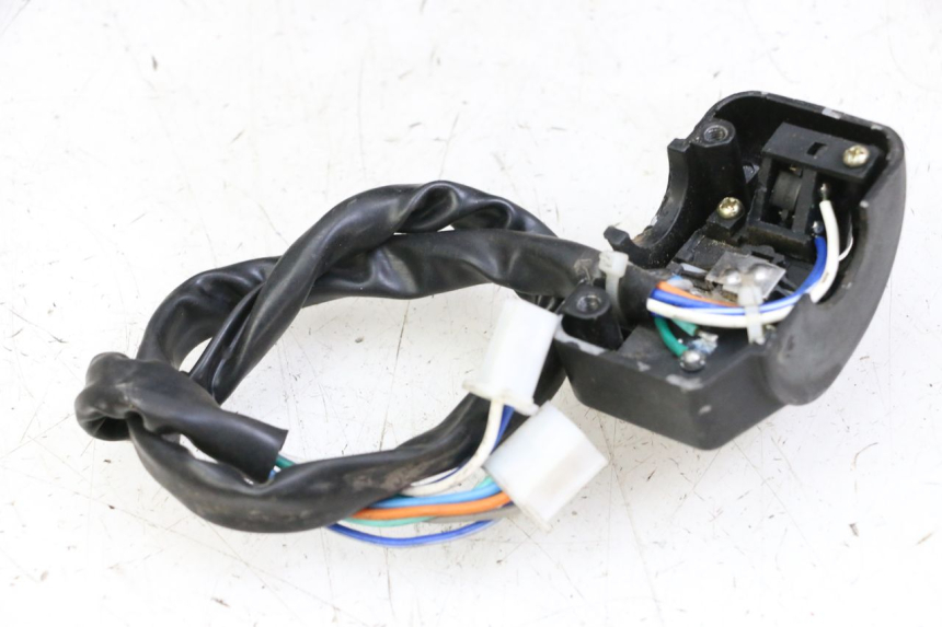 photo de COMMODO GAUCHE JM MOTORS OLDIES GT 4T 50 (2018 - 2025) - Gros plan technique